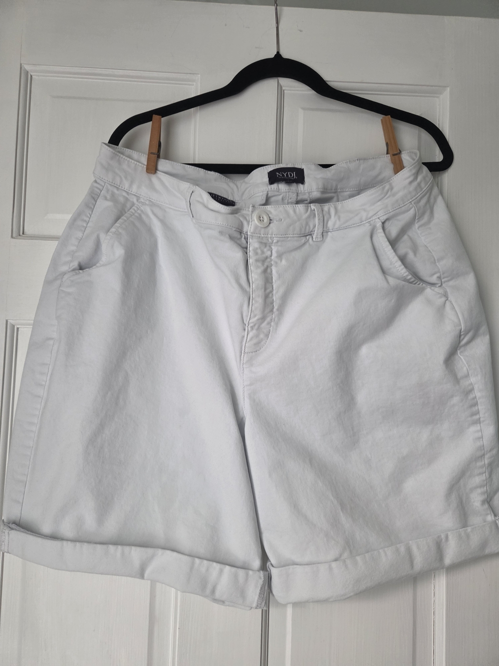NYDJ White Women's Flat-Front Rolled Hem Shorts